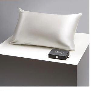 Blissy silk pillow case